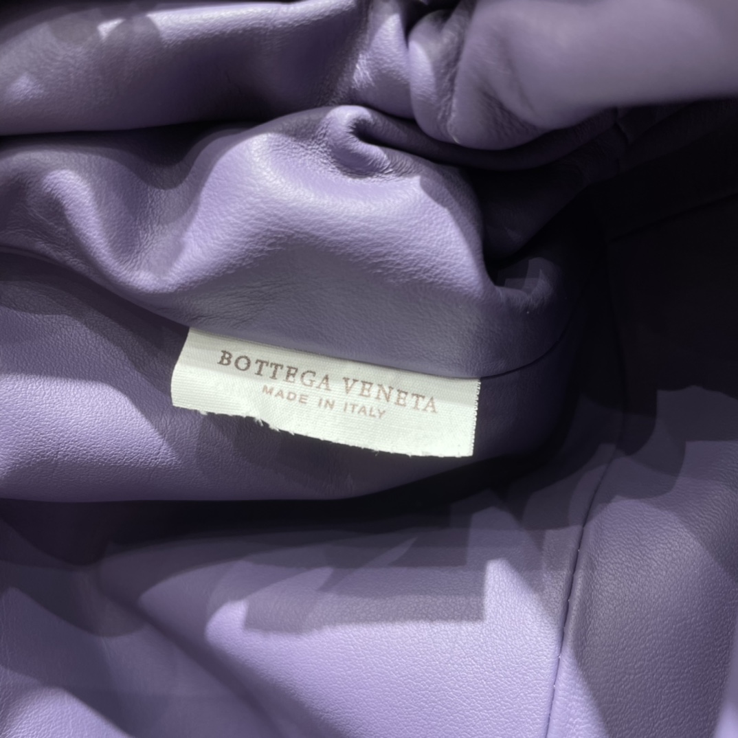 Bottega Veneta ๐๐๐ ๐๐๐๐ ๐๐๐๐พ๐ 22CM ไบๆตๅ
585852่ฐ่กฃ่็ดซ