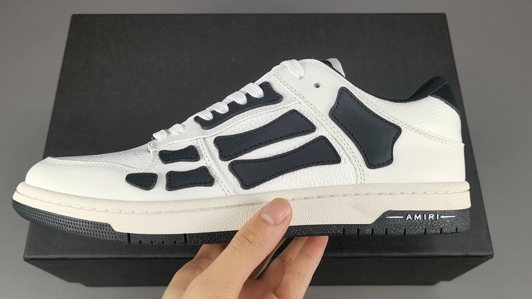 [Bone Shoes] Black and White AMlRl Skel Top Low Casual Sneakers Item No.: MFS00