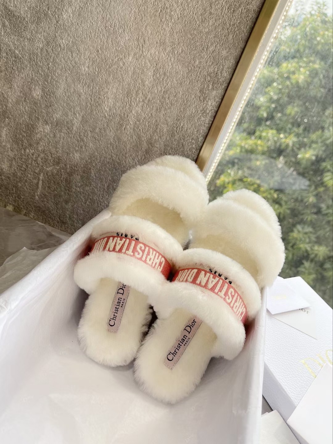 Dior Shoes Slippers White Embroidery Genuine Leather Wool Fall/Winter Collection