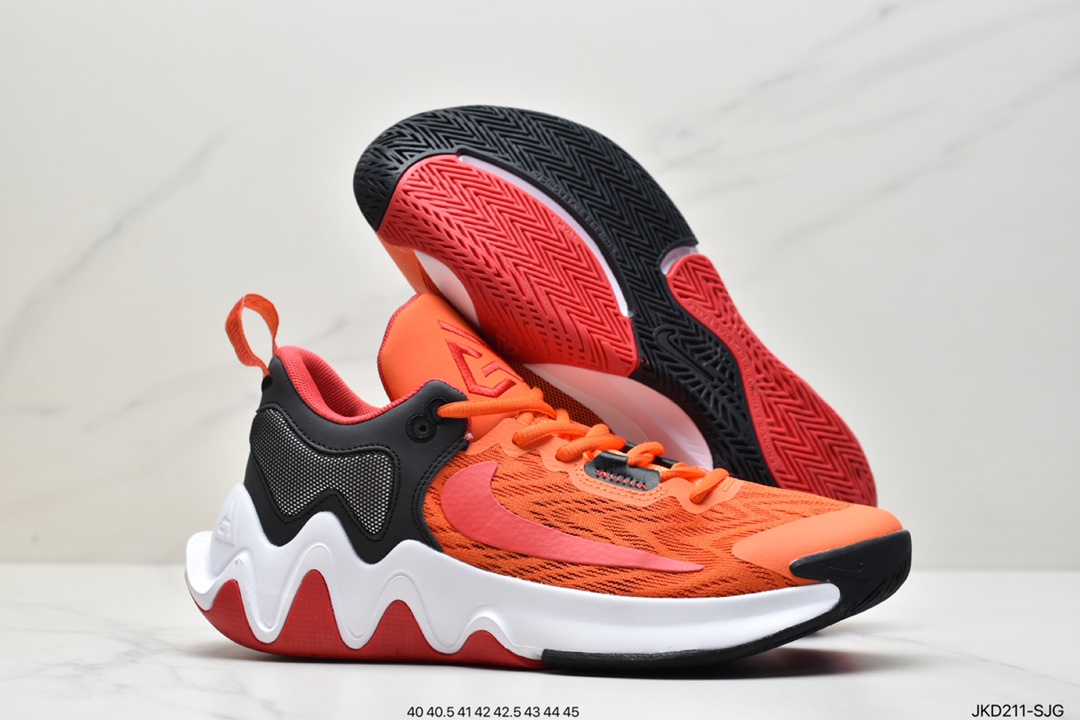 170 全新批次Nike zoom freak 4代 字母哥同款实战篮球鞋 DJ6149-100