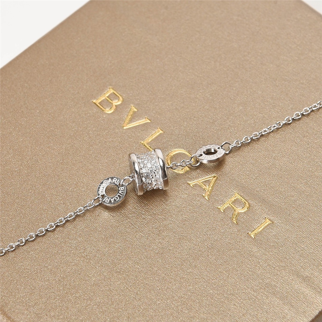 200 BVLGARI/宝格丽 小蛮腰满钻手链