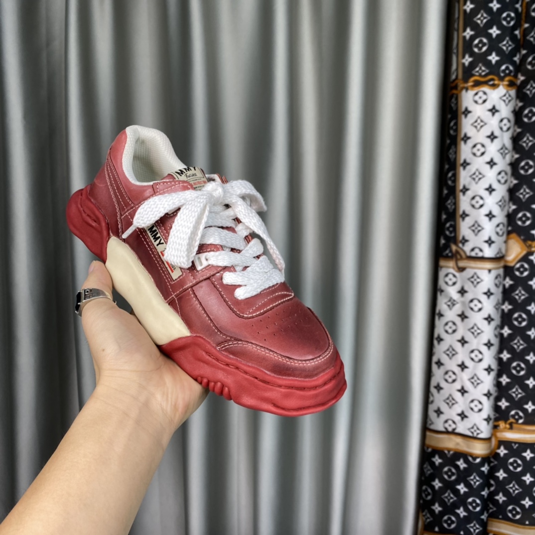 New Spring Money: Kang Yu-Pike Sneakers, Original Brand, High Quality Design.