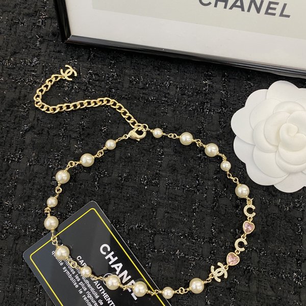 Chanel Jewelry Necklaces & Pendants Pink Resin Summer Collection