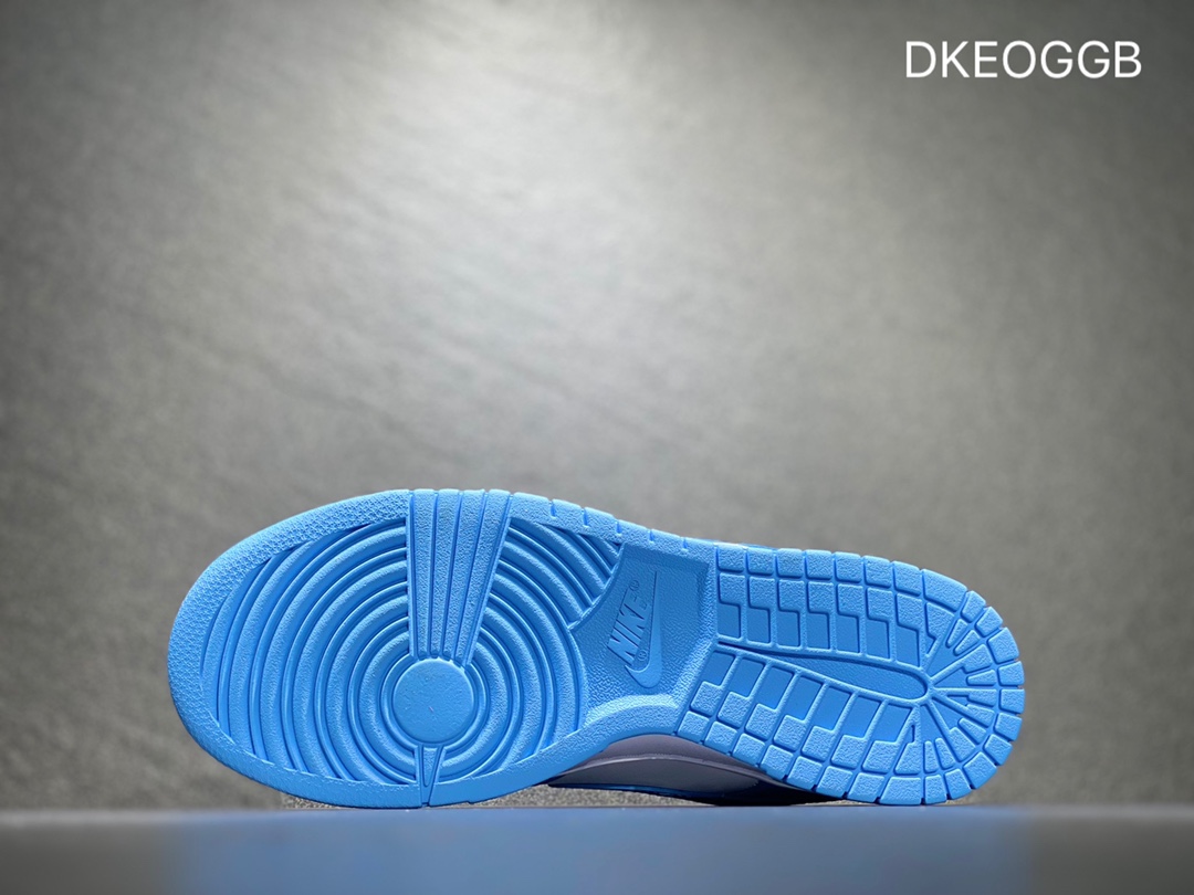 300 NIKE Dunk SB Low 低帮休闲板鞋  DD1392-102