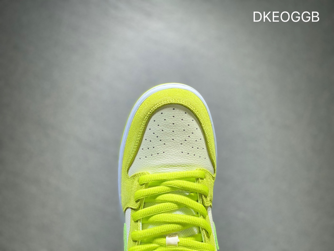 300 NIKE Dunk SB Low 低帮休闲板鞋 DM0807-300