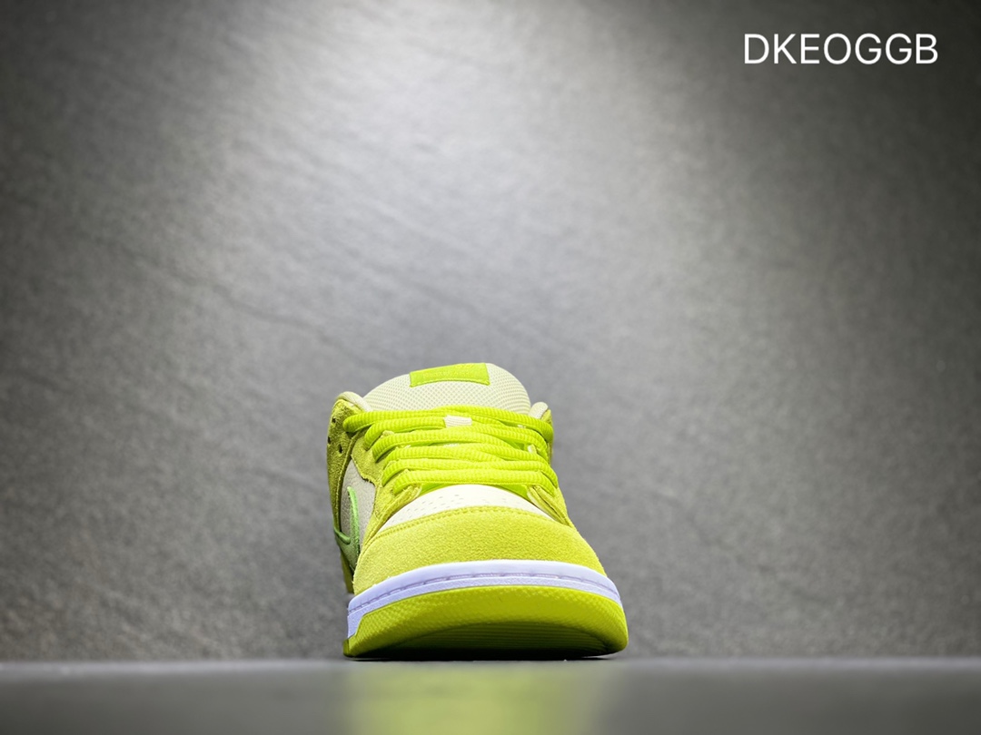 300 NIKE Dunk SB Low 低帮休闲板鞋 DM0807-300