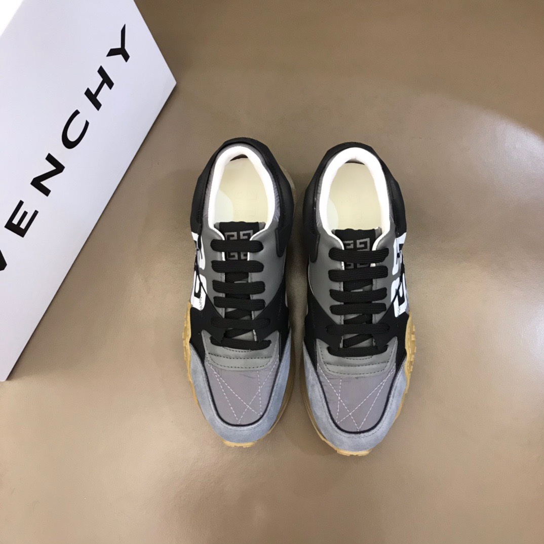 K0 码数38-44 45码定做 2022年  Givenchy 纪梵希 超酷时尚男士气垫休闲运动鞋鞋面层压细节，鞋舌点缀4G LOGO刺绣品牌logo细节，气垫组合大底，橡胶鞋底装饰防滑铆钉模塑细节～采用多材质撞色拼接设计，造型设计时尚大气。高档精品