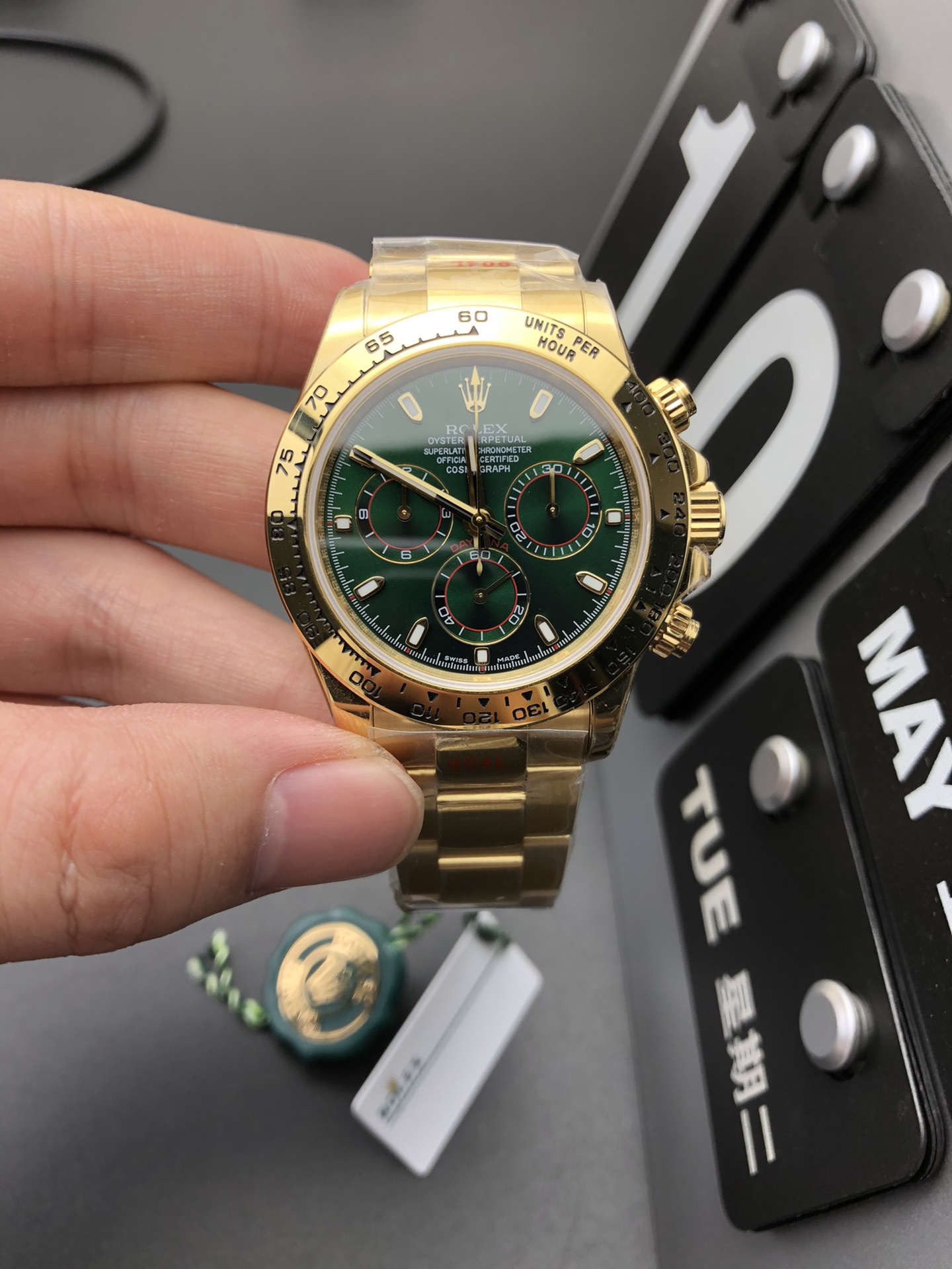 7750 oro Ludi enviado tiro real