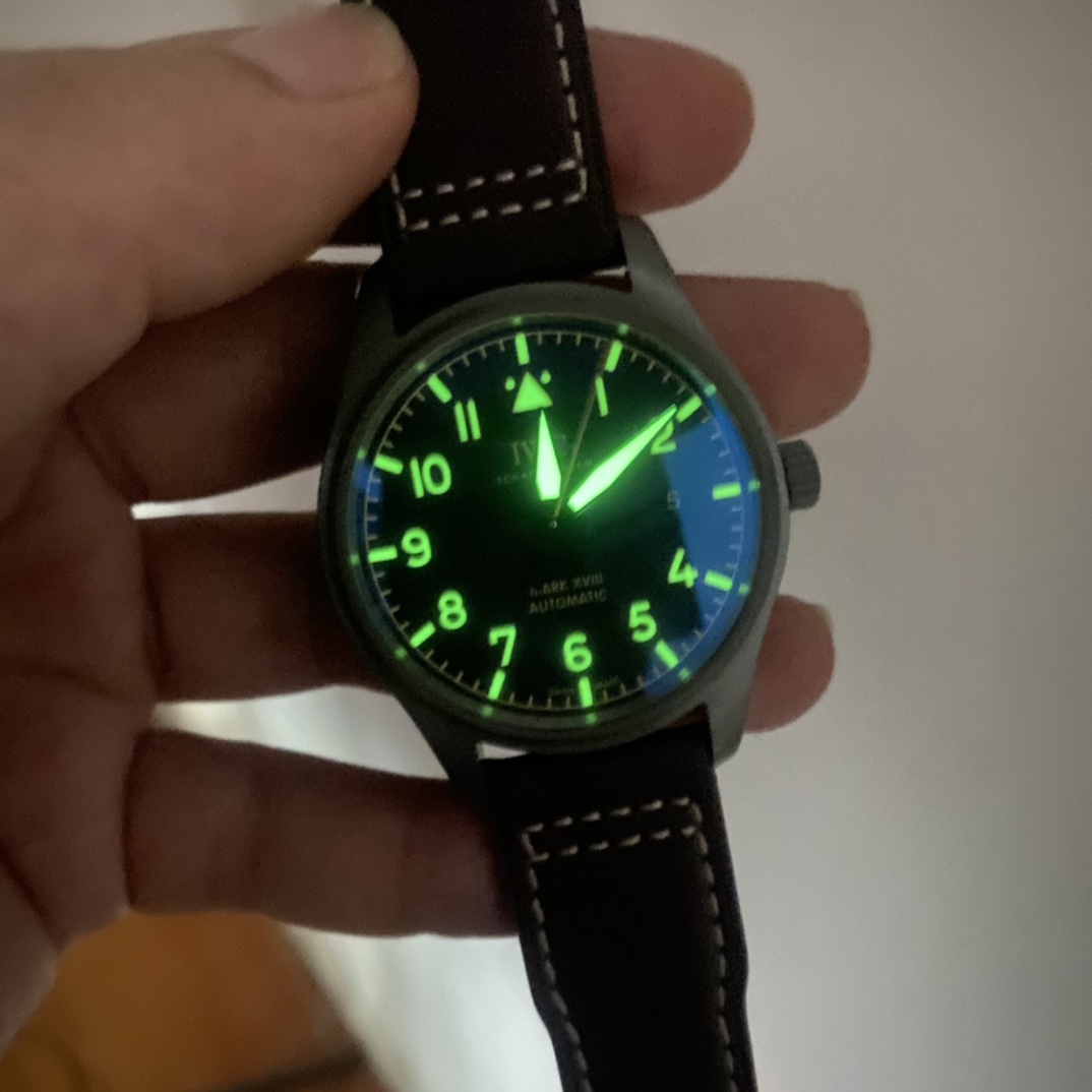 NO:393425,Real details 1 super luminous 2 thickness 10.8mm counter consistent 3 one watch and one code (watch, tag, warranty card) 4 all titanium alloy 5 same cowhide strap in Italian counter, cowhide19860909细节实拍 1超强夜光 2厚度10.8mm专柜一致 3一表一码（手表,吊牌,保修卡） 4全钛合金制作 5意大利专柜同款牛皮表带,,cowhide,Watch