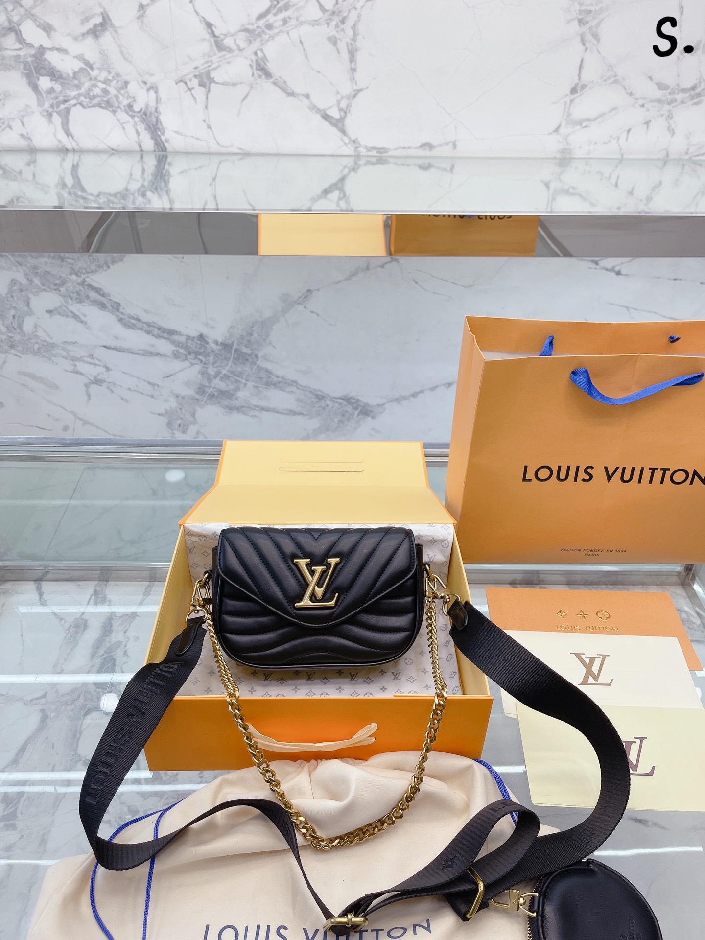 J5 专柜最  Louis Vuitton 路易威登 LV  new wave 三合一麻将包 202 年走秀款 对花版 原单五金 特别高级 推荐自留 尺寸20.13
