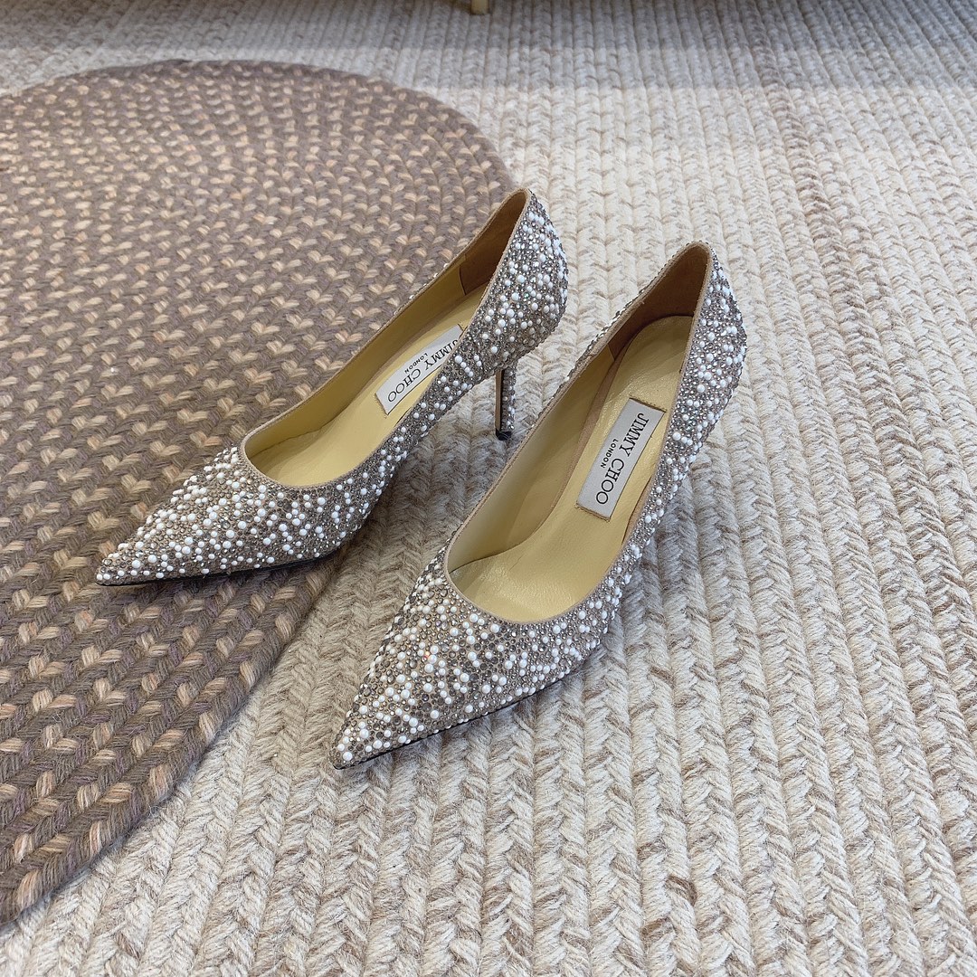 NO:751169,JIMMY CHO*SS21 Pearl Series Original open mold Top quality material Upper sheepskin noodle with rhinestone pearls Imported sheepskin lining Outsole Genuine leather outsole Heel height 1.0cm, medium heel 6.5cm, high heel 8.5cm Size 35-39 (34, 40 customized, non-returnable and non-exchangeable), half drag, jimmy choo, sheepskin, sheep, Leather soles19860909JIMMY CHO*SS21珍珠系列 原版开模 顶级品质 材质 鞋面羊京面水钻珍珠 内里进口羊皮 大底真皮大底 跟高平底1.0cm、中跟6.5cm、高跟8.5cm 码数35-39（34、40定做不退不换）,半拖,jimmy choo,sheepskin,sheep,Leather soles,Women's Shoes