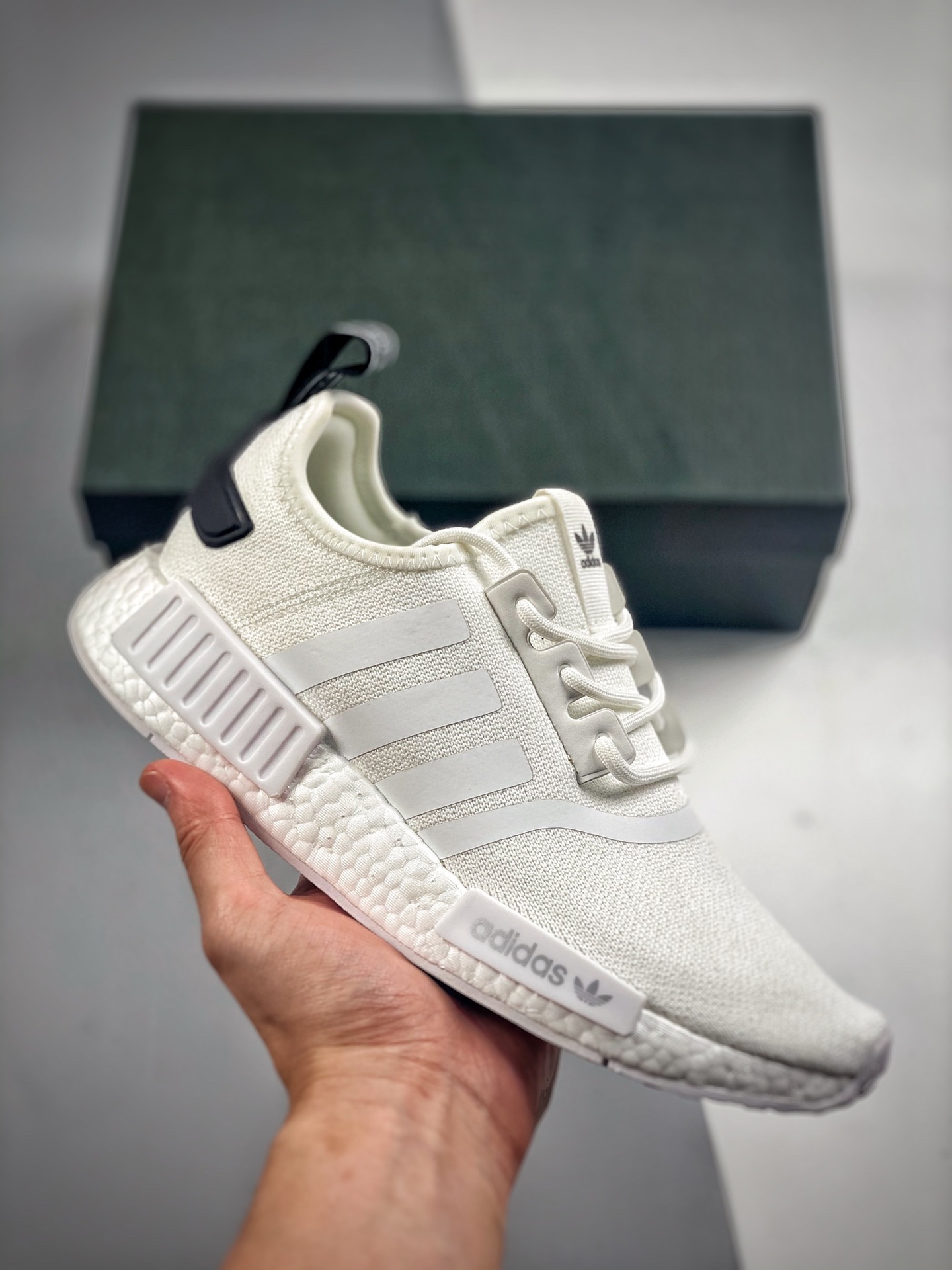 -2 AD Boost NMD R1 zapatillas de running clásicas, nueva combinación de colores, parte superior de punto elás…