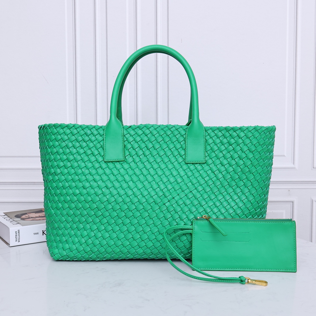 Leather woven shopping bag handbag with small card holder