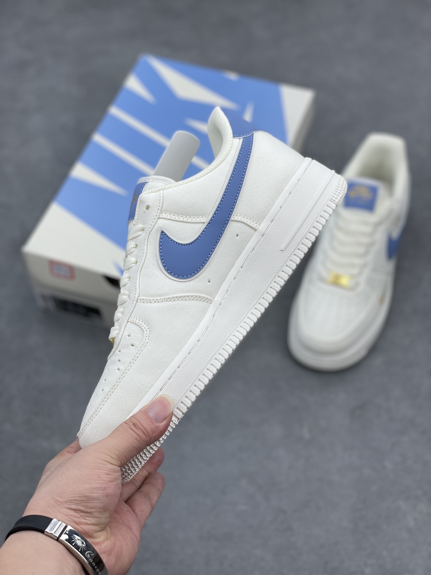 Nike Air Force 1 '07 Low-Top Sneakers - Blue and Gold Accents 4 i1660682947 374 2