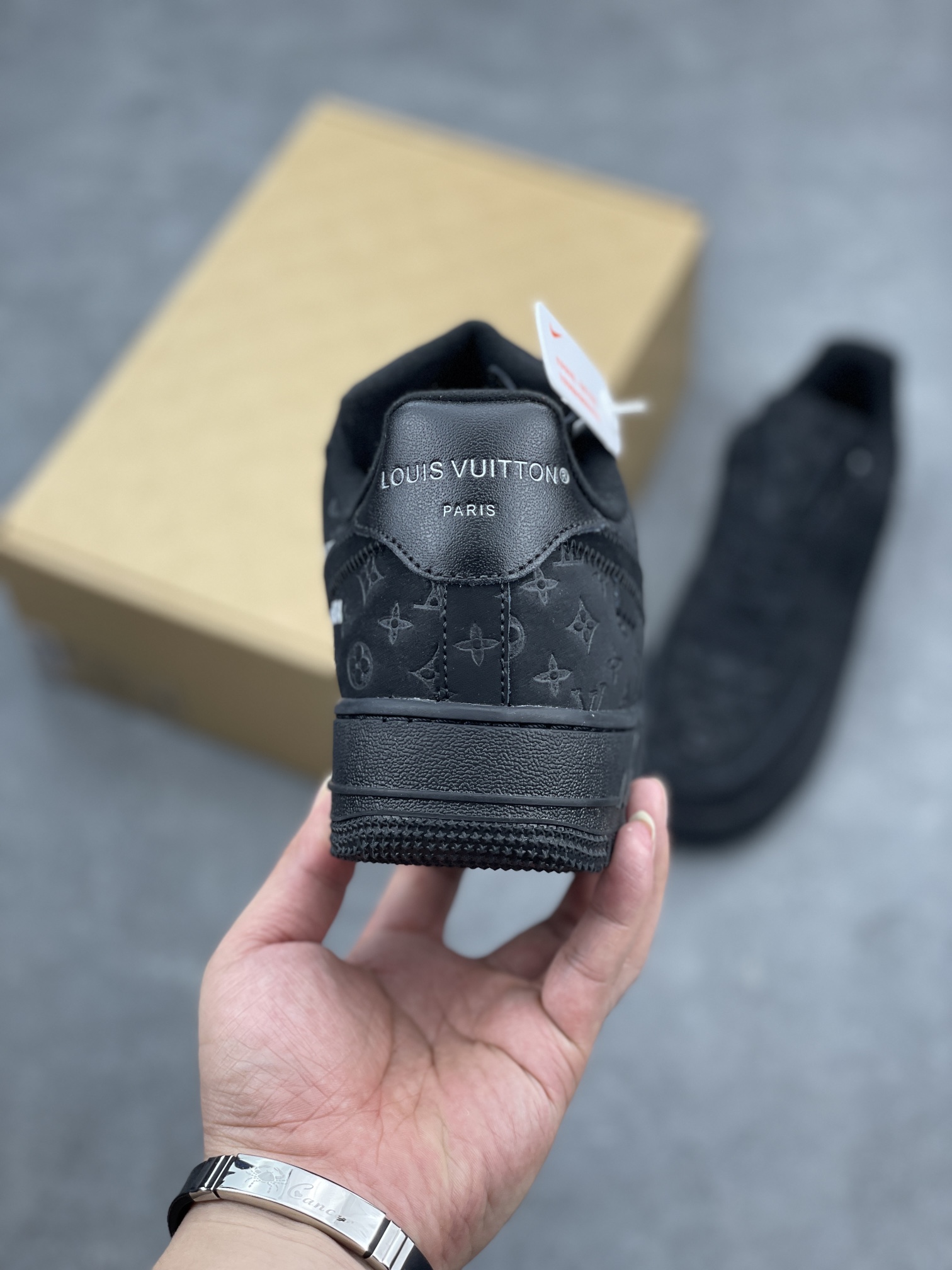 Lv x Nike Air Force 1 Low Louis Vuitton Sneakers - Limited Edition 5 i1660683014 2183 3