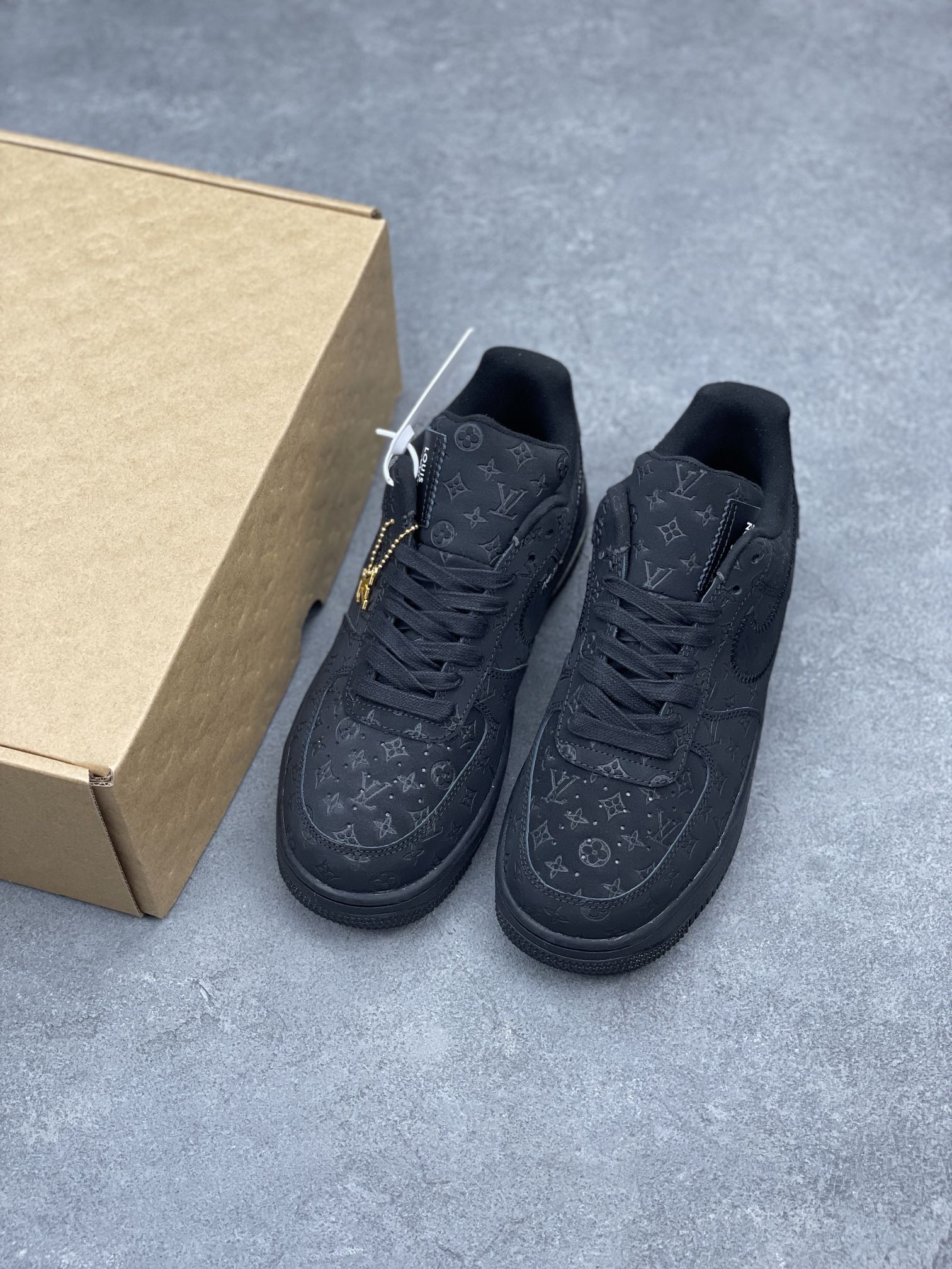 Lv x Nike Air Force 1 Low Louis Vuitton Sneakers - Limited Edition 9 i1660683014 4050 7