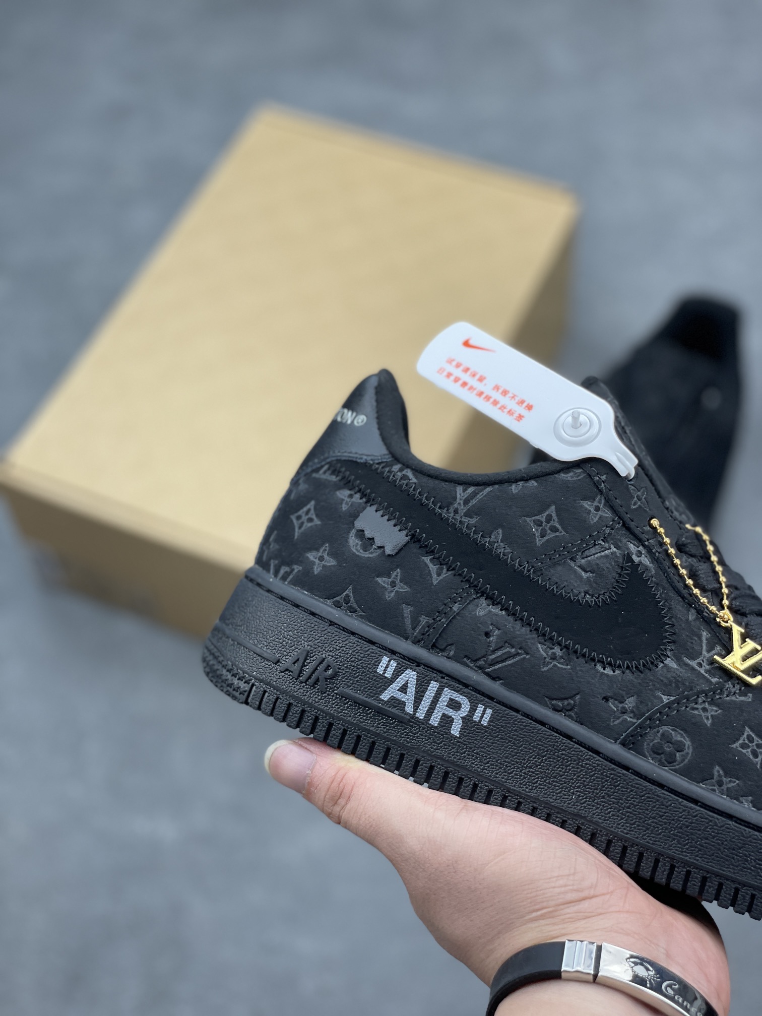 Lv x Nike Air Force 1 Low Louis Vuitton Sneakers - Limited Edition 6 i1660683014 4673 4