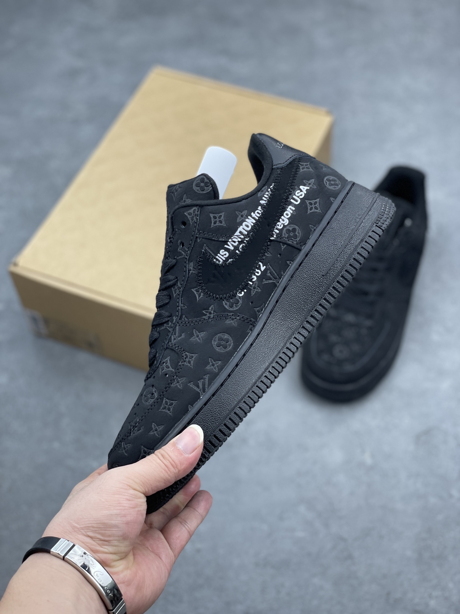 Lv x Nike Air Force 1 Low Louis Vuitton Sneakers - Limited Edition 4 i1660683014 7239 2