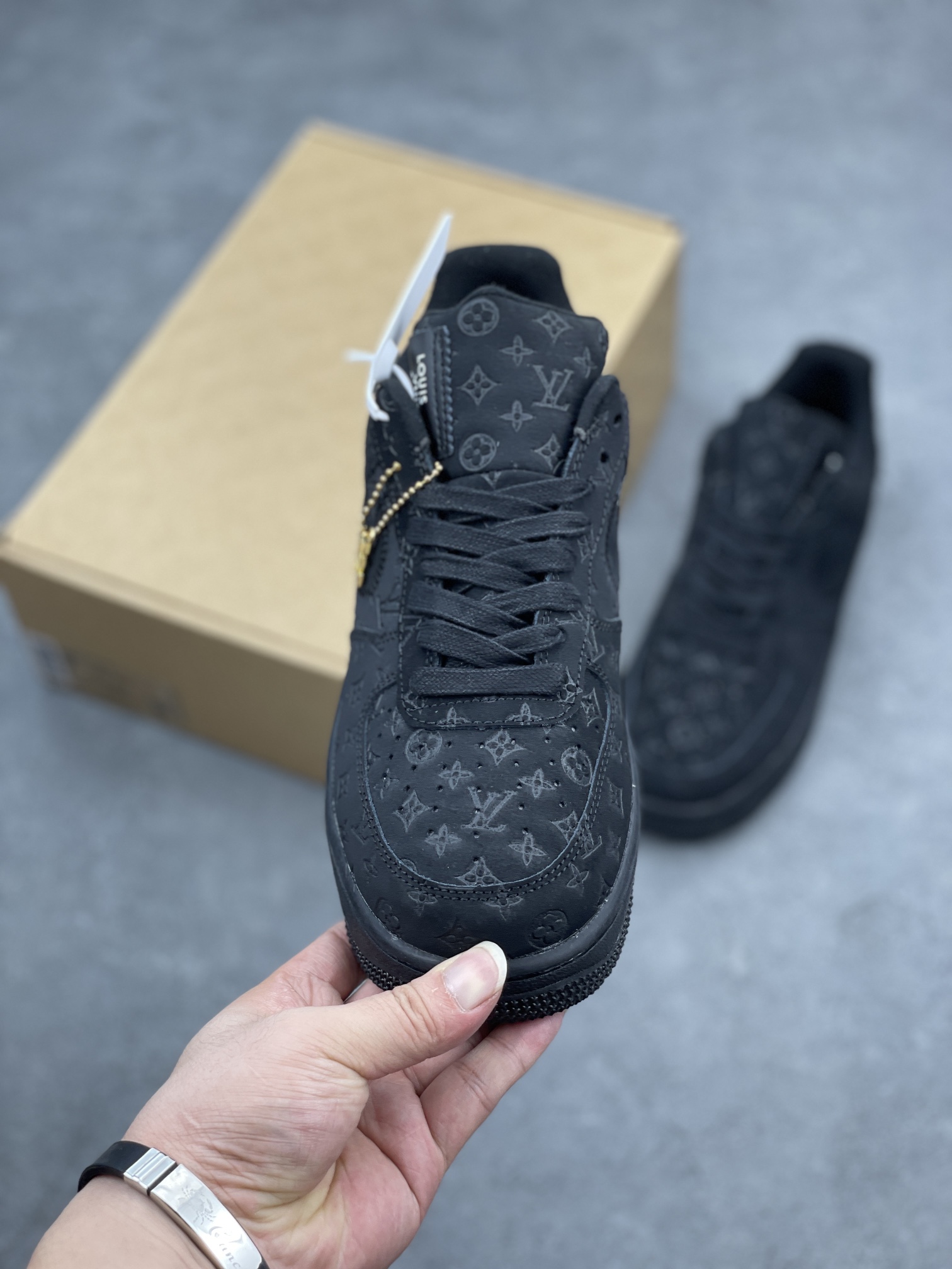 Lv x Nike Air Force 1 Low Louis Vuitton Sneakers - Limited Edition 3 i1660683014 7756 1