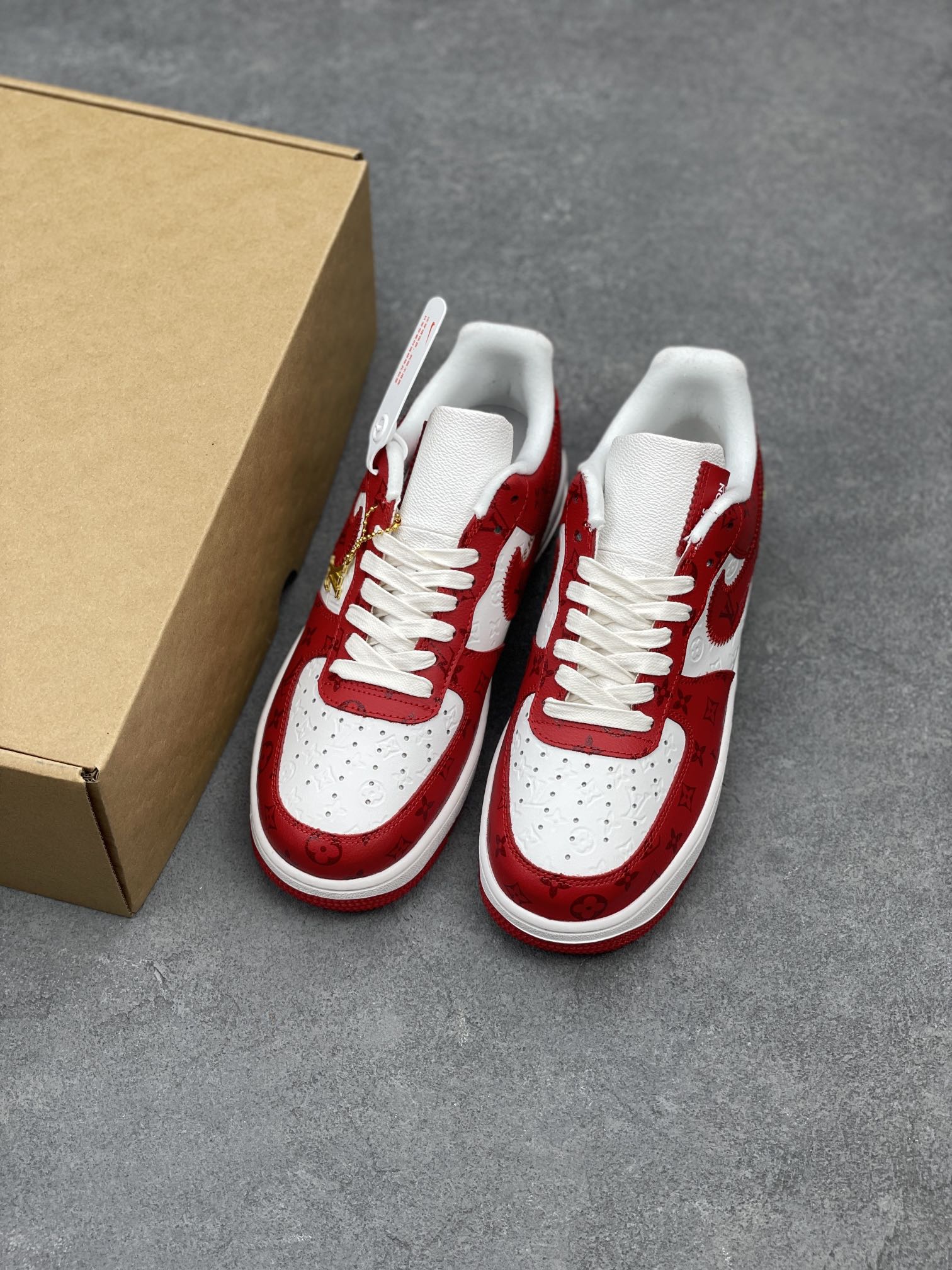 Lv x Nike Air Force 1 Low Louis Vuitton Sneakers - Red/White 9 i1660683044 1325 7