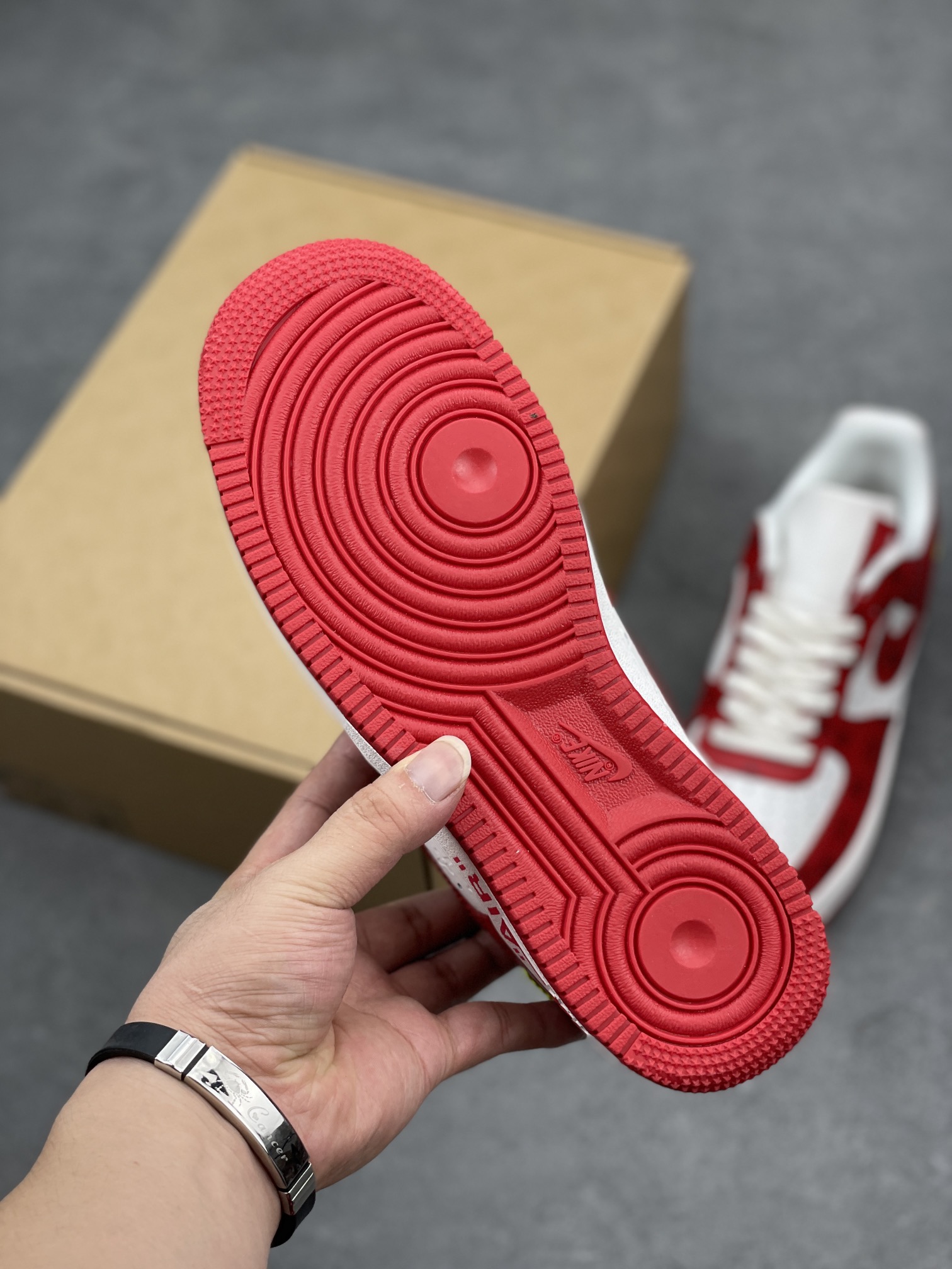 Lv x Nike Air Force 1 Low Louis Vuitton Sneakers - Red/White 7 i1660683044 4740 5
