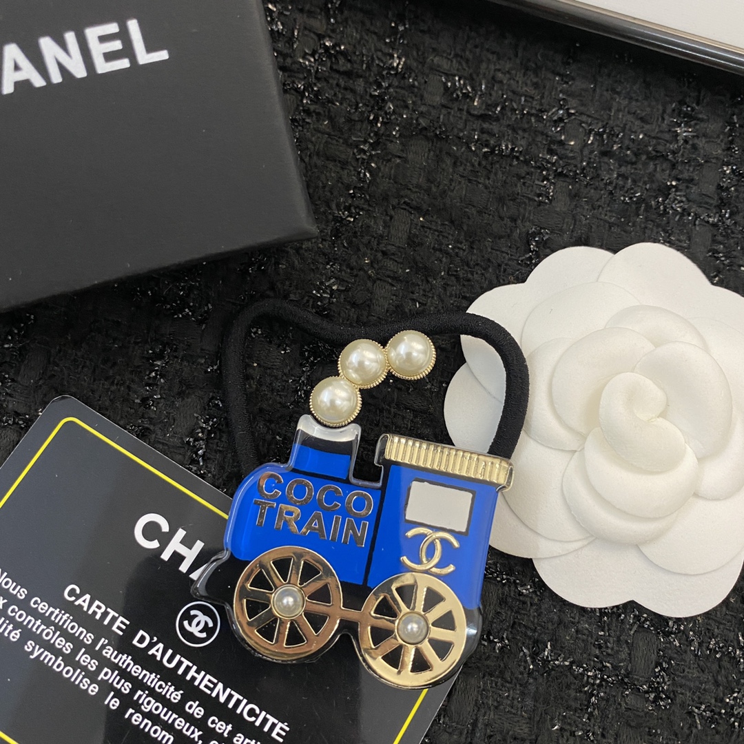 编码 H219   
✨CHANEL🇫🇷小香 
专柜最新款同步上新
香奈儿最新款发绳
不一样的潮流范
活