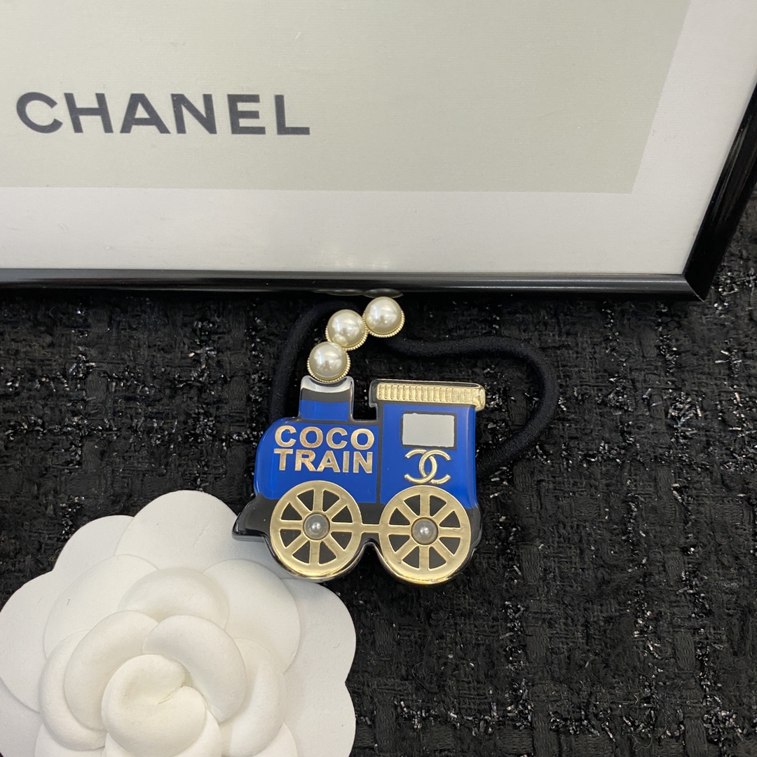 编码 H219   
✨CHANEL🇫🇷小香 
专柜最新款同步上新
香奈儿最新款发绳
不一样的潮流范
活