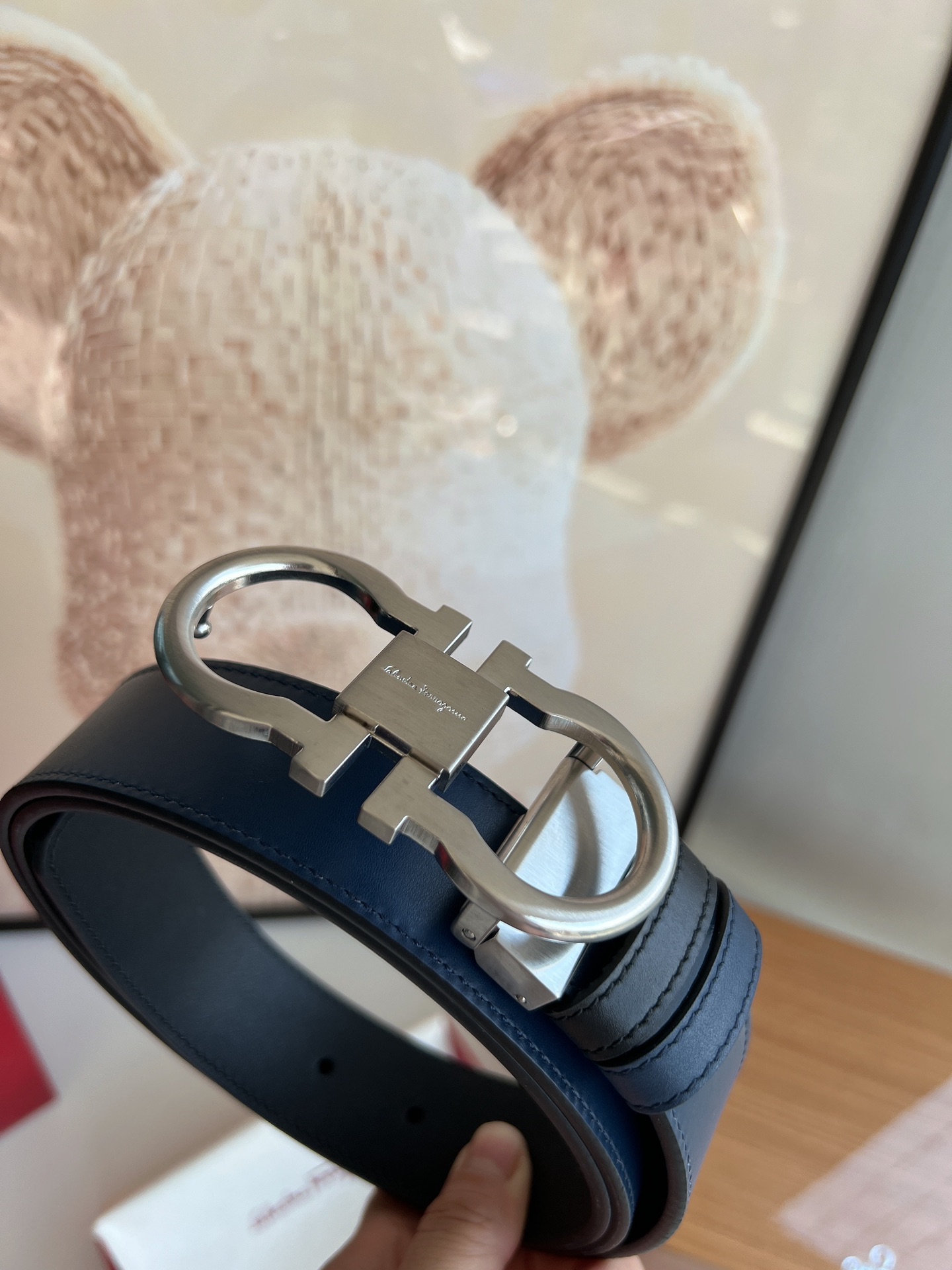 Ferragamo菲拉格慕   精致8字金属夹扣男士3.5cm腰带