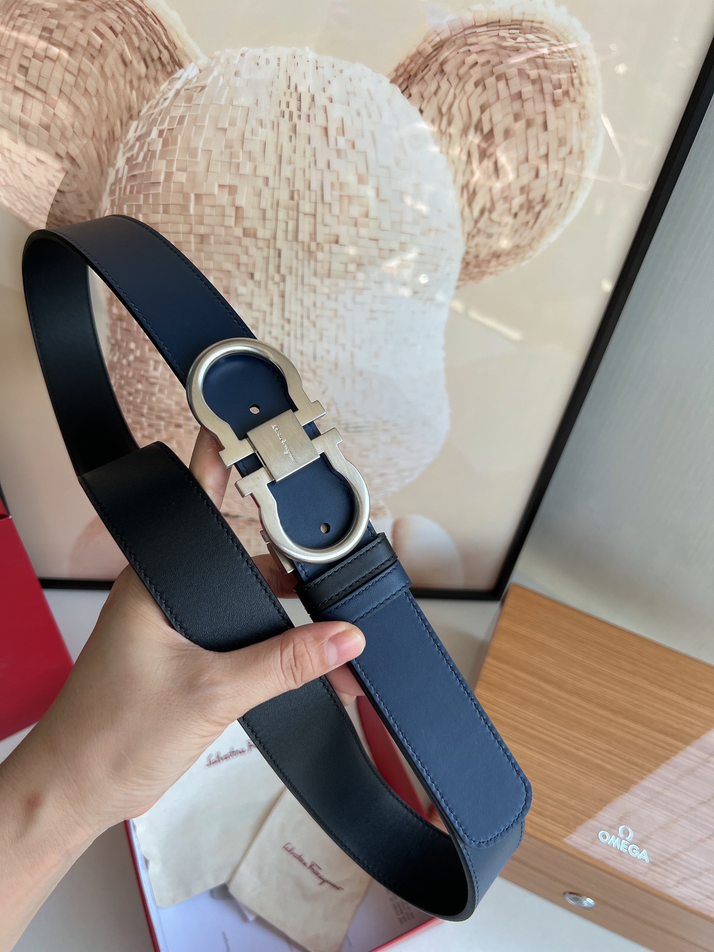 Ferragamo菲拉格慕   精致8字金属夹扣男士3.5cm腰带