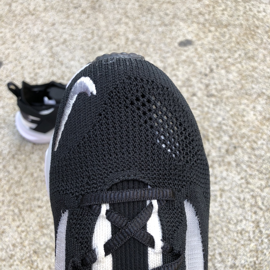 340 NIKE SPARK FLYKNIT DD1901-008