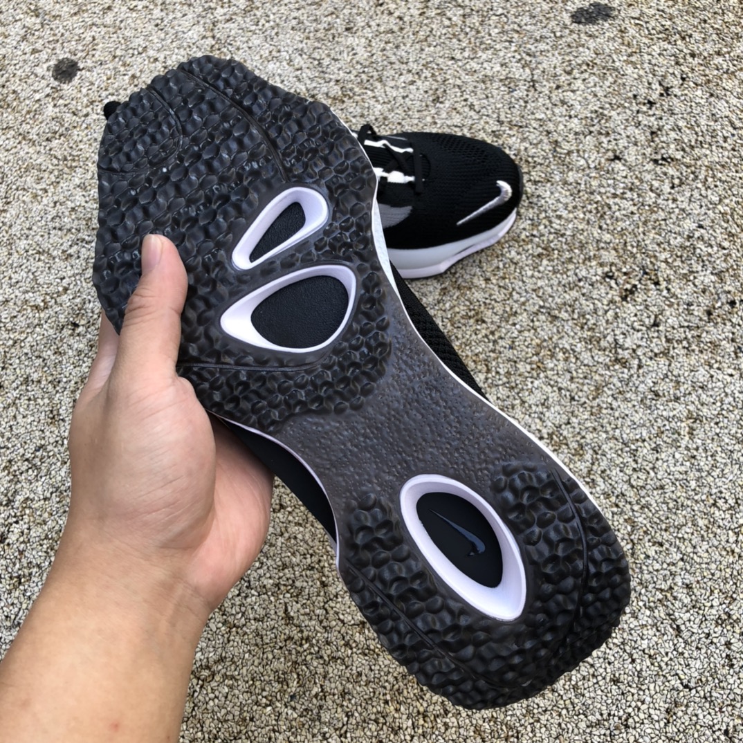 340 NIKE SPARK FLYKNIT DD1901-008