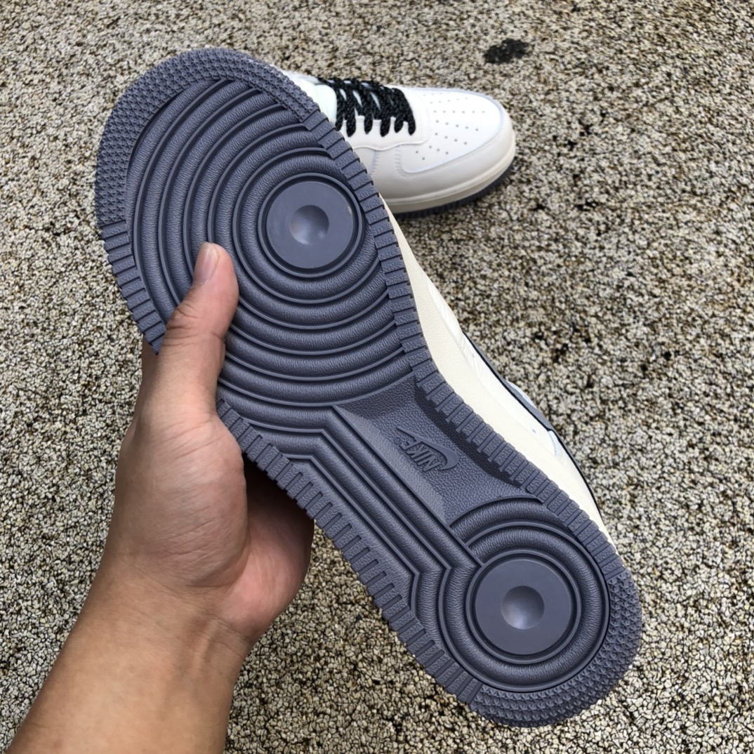 280  Nike耐克AIR FORCE 1 '07男子空军一号运动鞋秋季新款ch1806-006