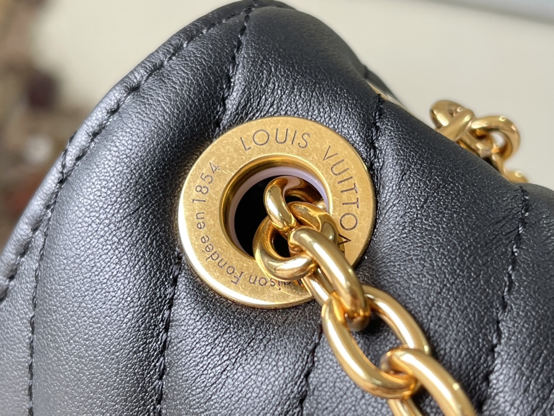 Audemars Piguet Haute Couture Classic Luxury Handbag Shoulder Crossbody 6
