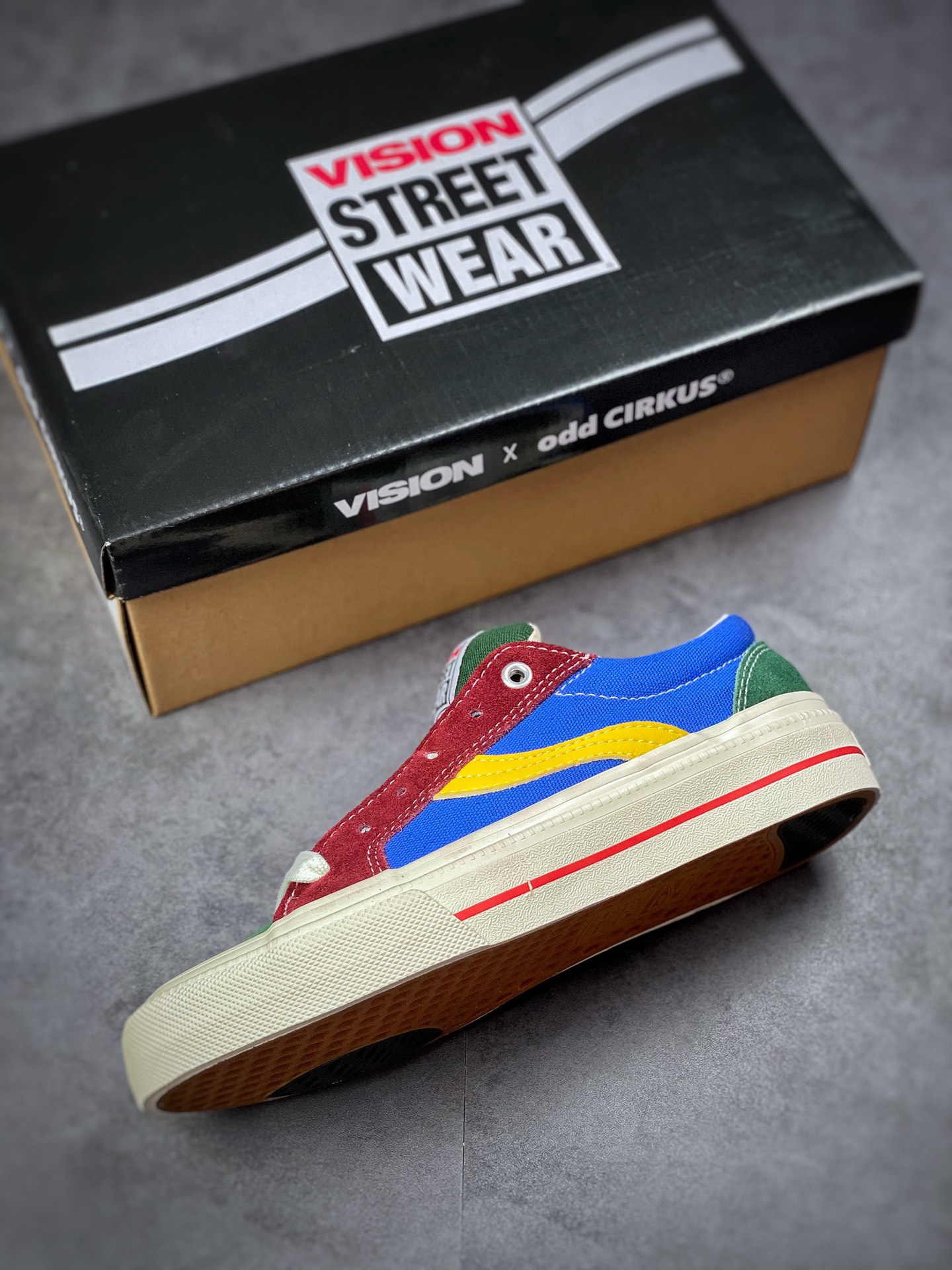 180 Vision Street Wear X Odd Cirkus联名款