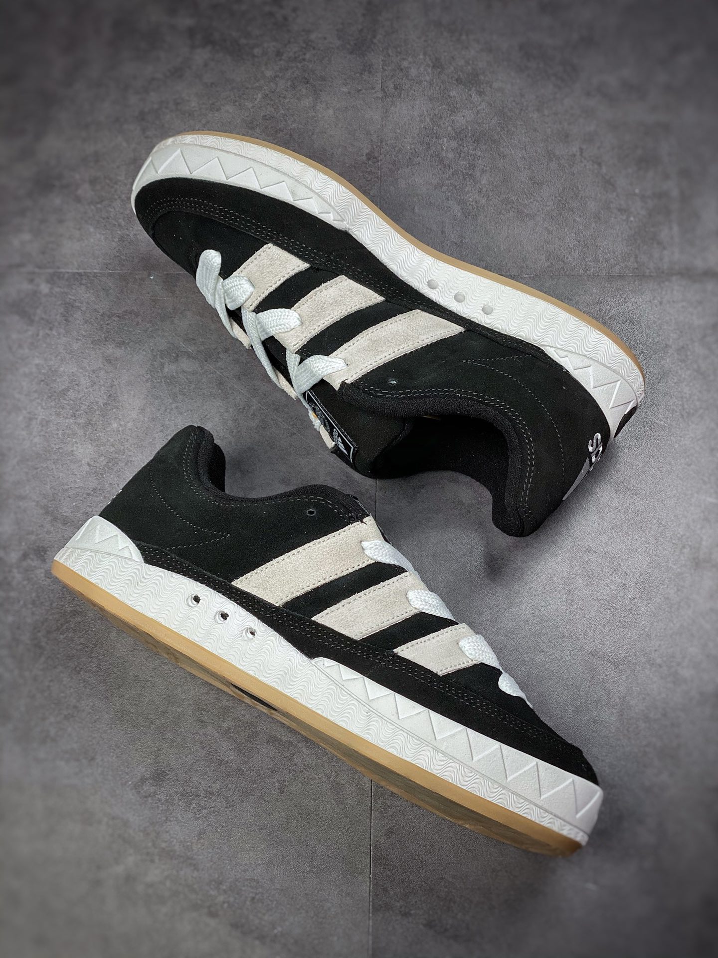 Adidas Adimatic series black gray and white retro classic shark bread shoes GY5274