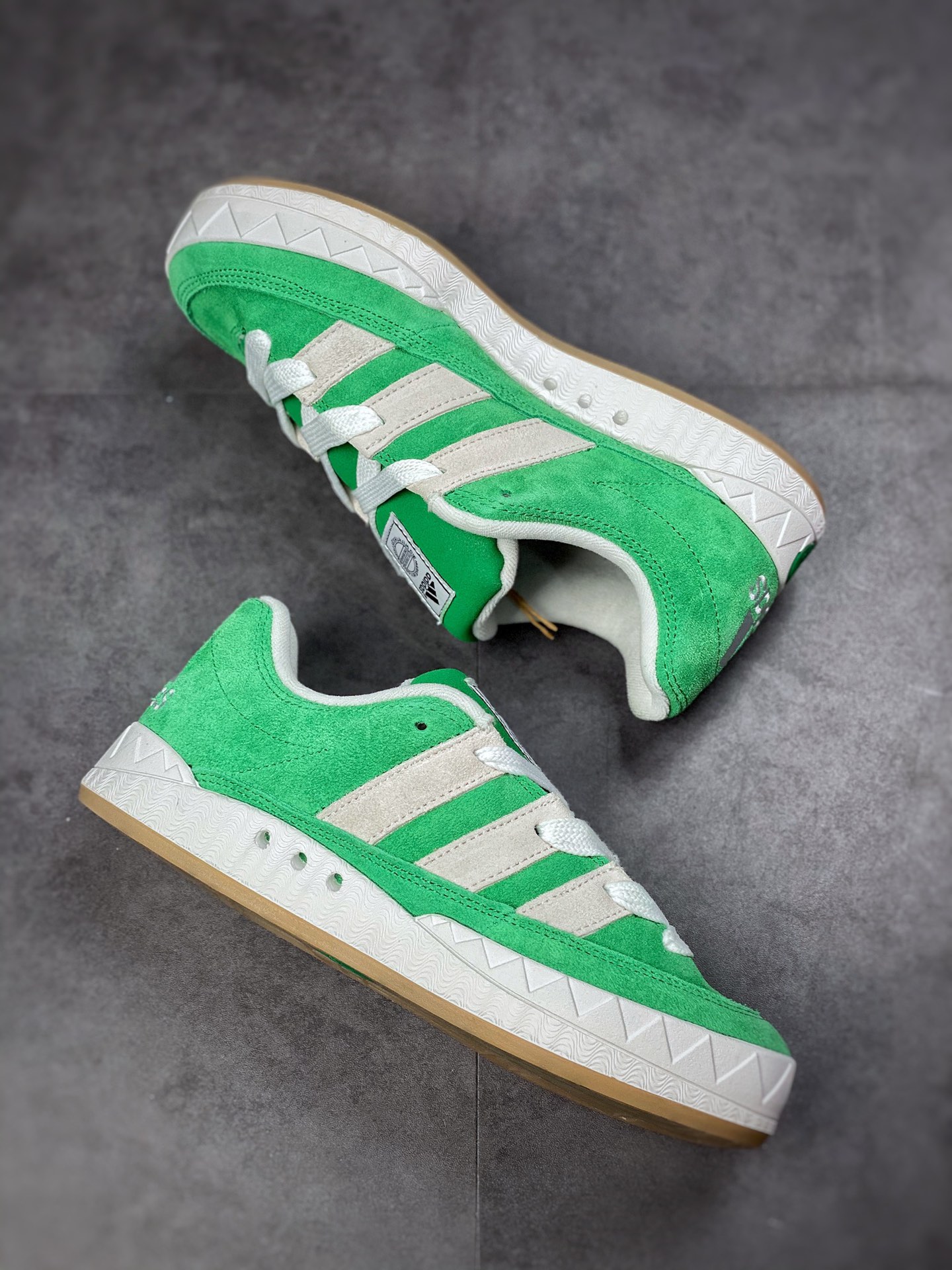 Adidas Adimatic series gray white green retro classic shark bread shoes GZ6202