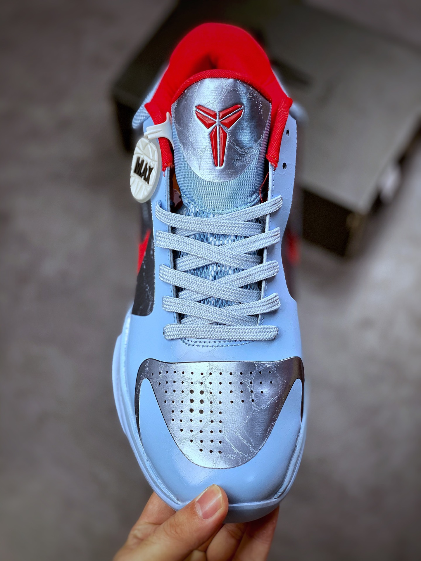 270 致敬Kobi 情怀满满 先行版 NIKE ZOOM KOBE 5 PROTRO 科比五代 CD4991-109
