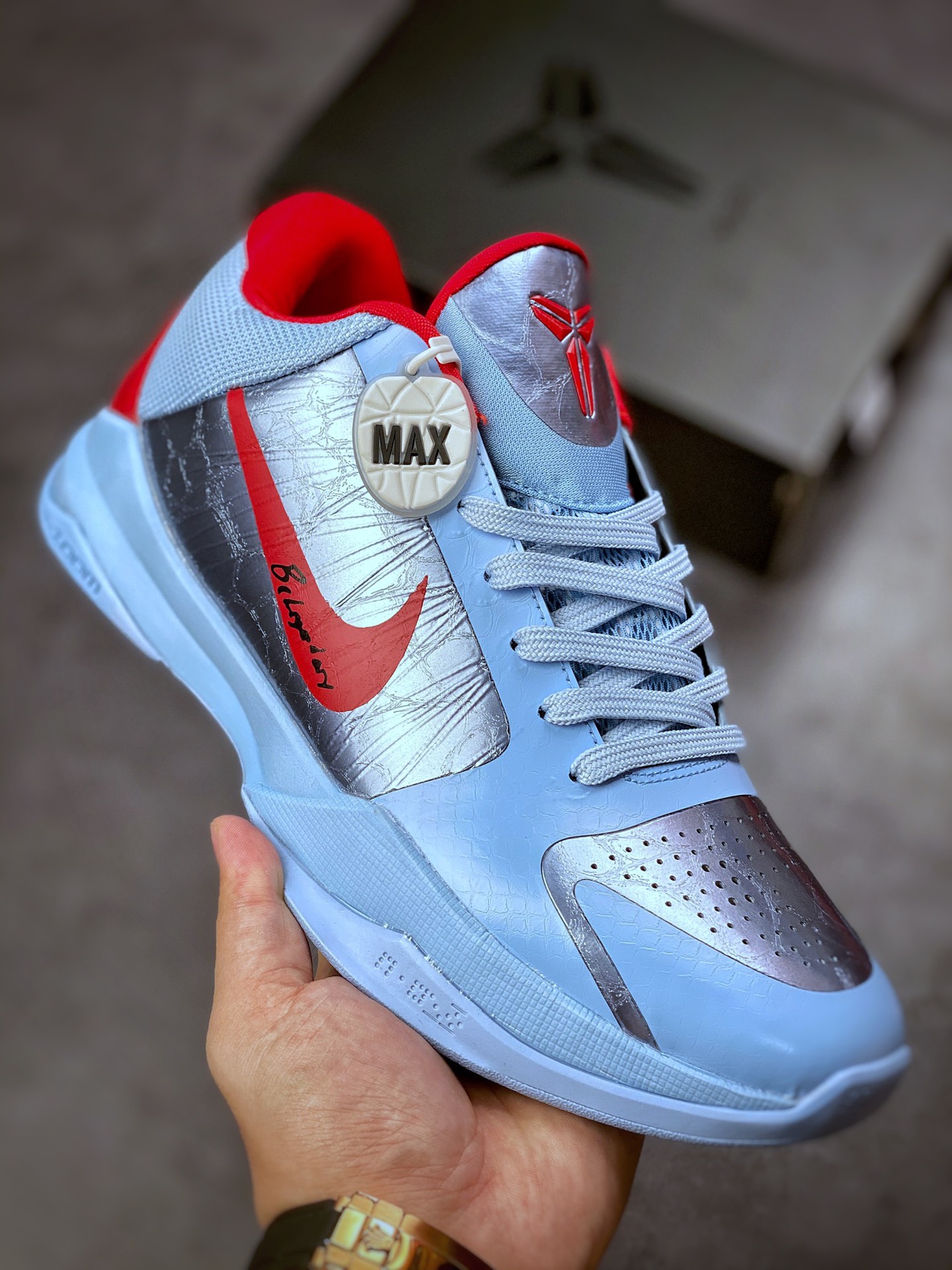 270 致敬Kobi 情怀满满 先行版 NIKE ZOOM KOBE 5 PROTRO 科比五代 CD4991-109