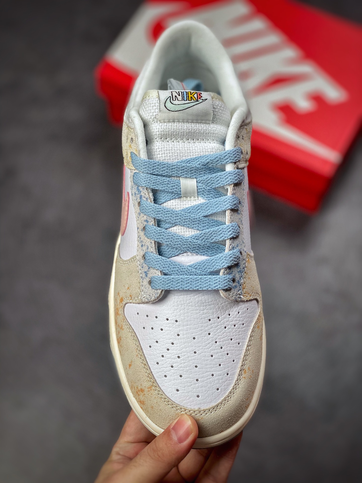 280 Nike SB Dunk Low 复活节白蓝粉DV6486-100