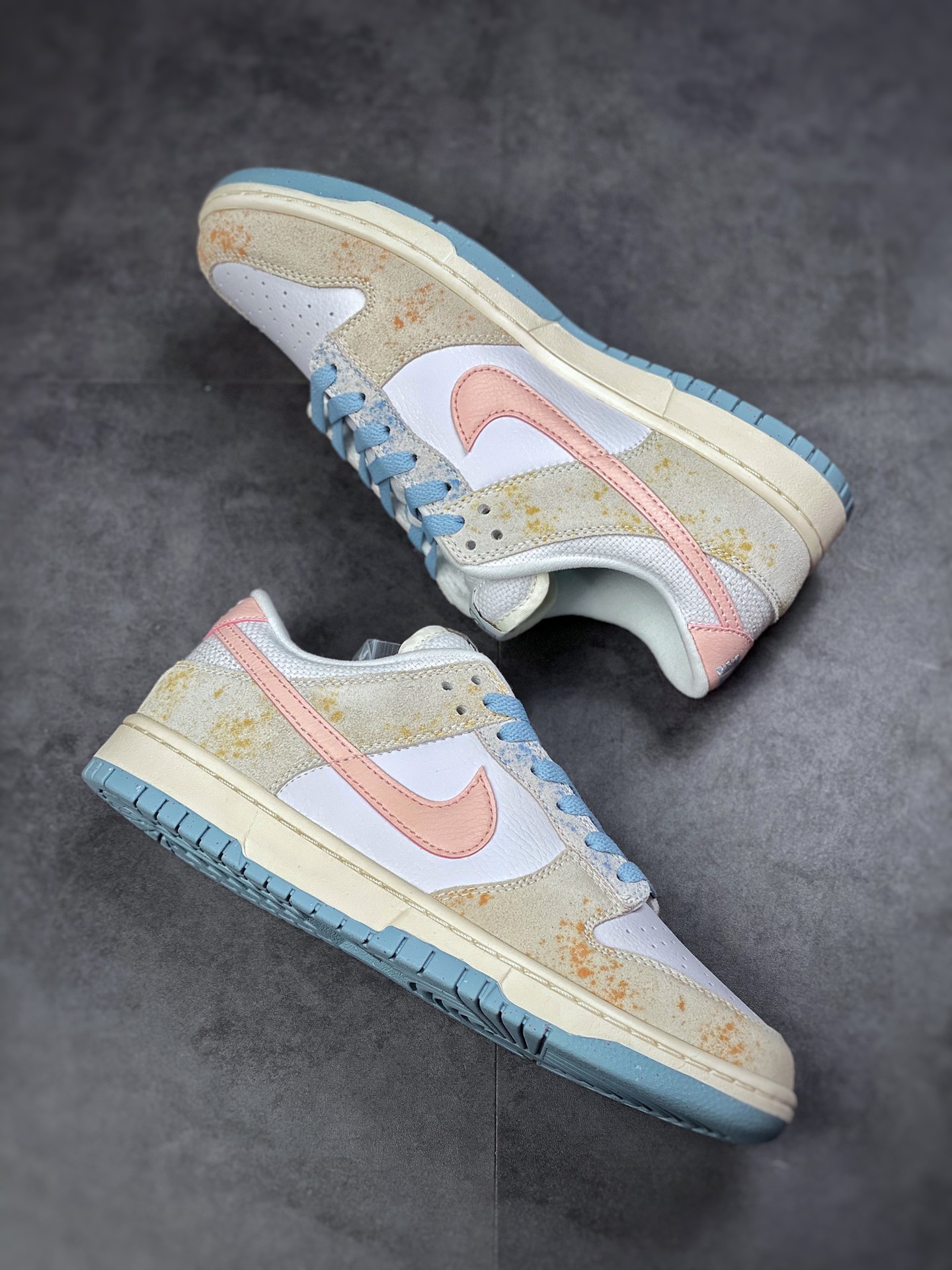 280 Nike SB Dunk Low 复活节白蓝粉DV6486-100