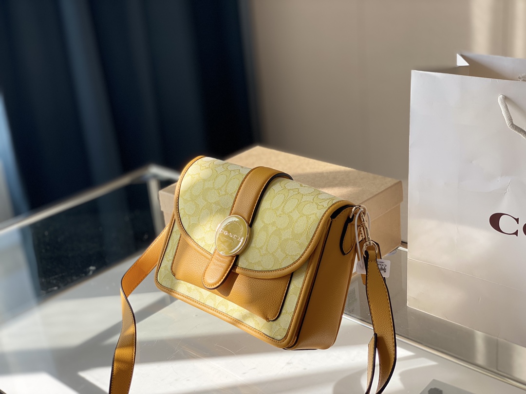 J5 背上真的温柔又不失可爱 真的炒鸡适合夏天”},”distributionAgentMark”:false,”isTo真的炒鸡适合夏天