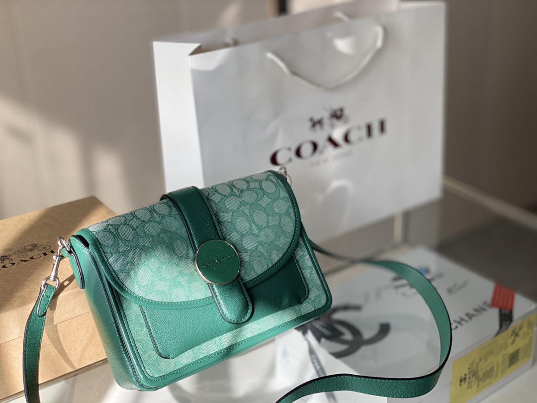 J5 背上真的温柔又不失可爱 真的炒鸡适合夏天