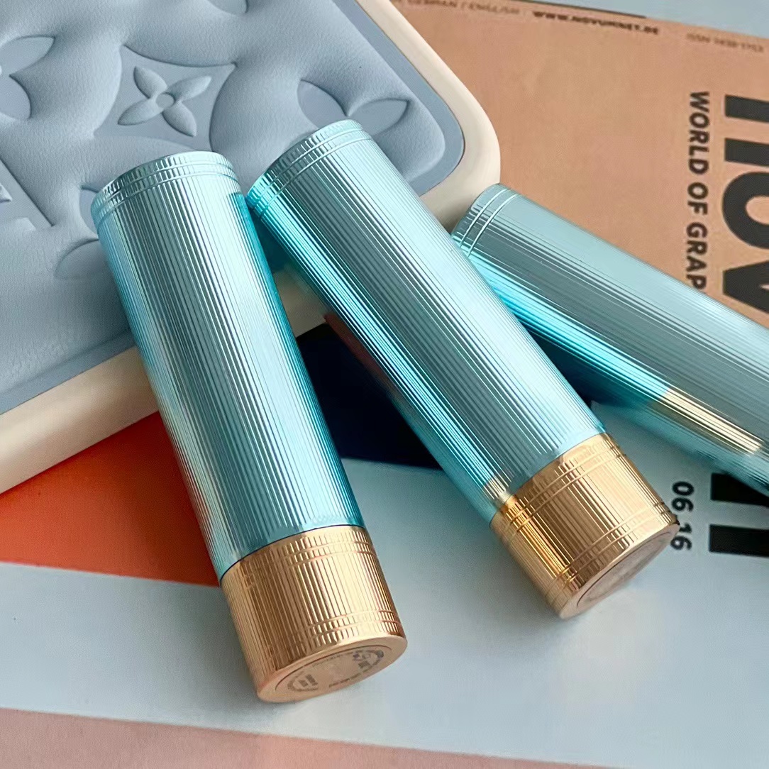 Gucci Haute Couture Couture Beauty Luxury Makeup Lipstick Foundation 3