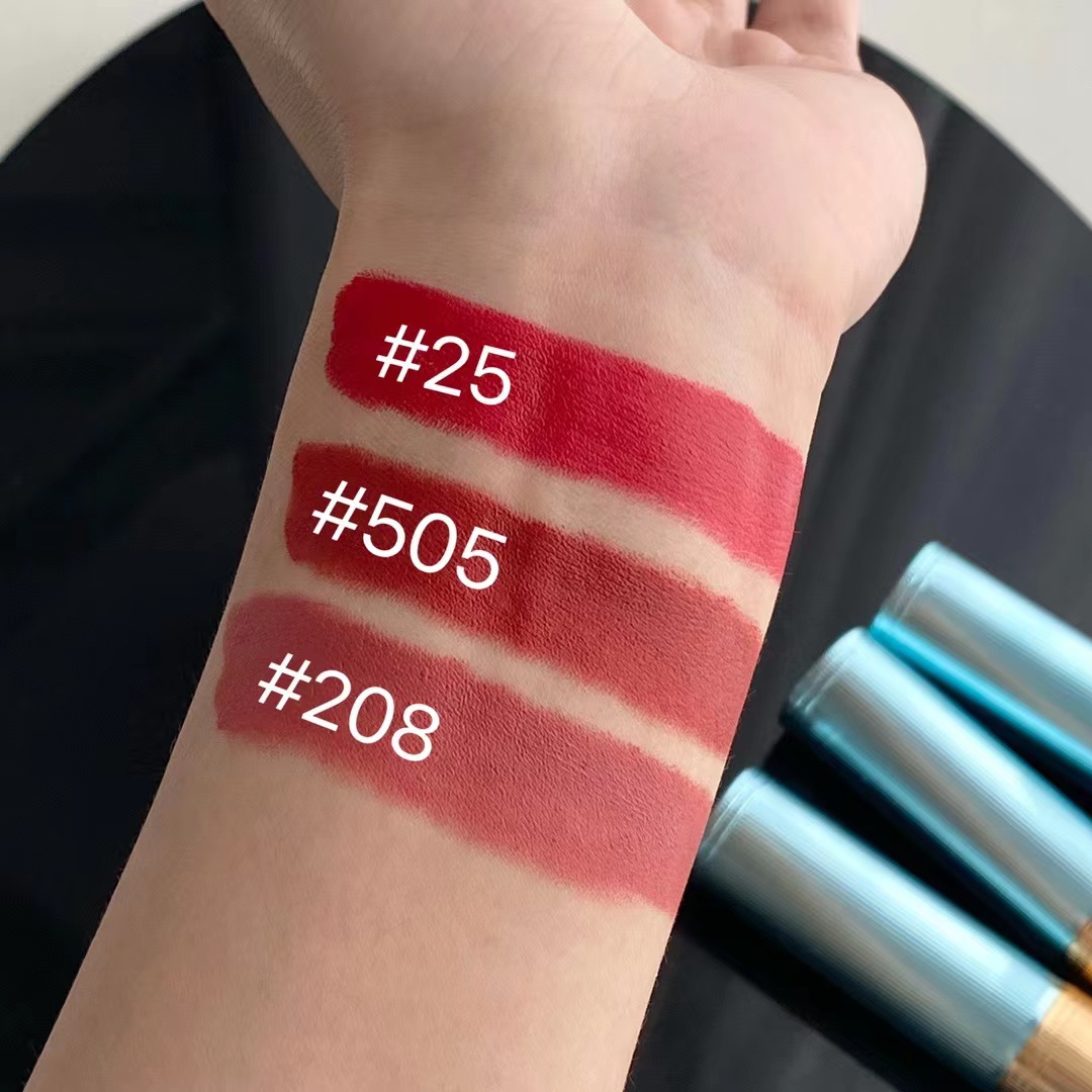 Gucci Haute Couture Couture Beauty Luxury Makeup Lipstick Foundation 9