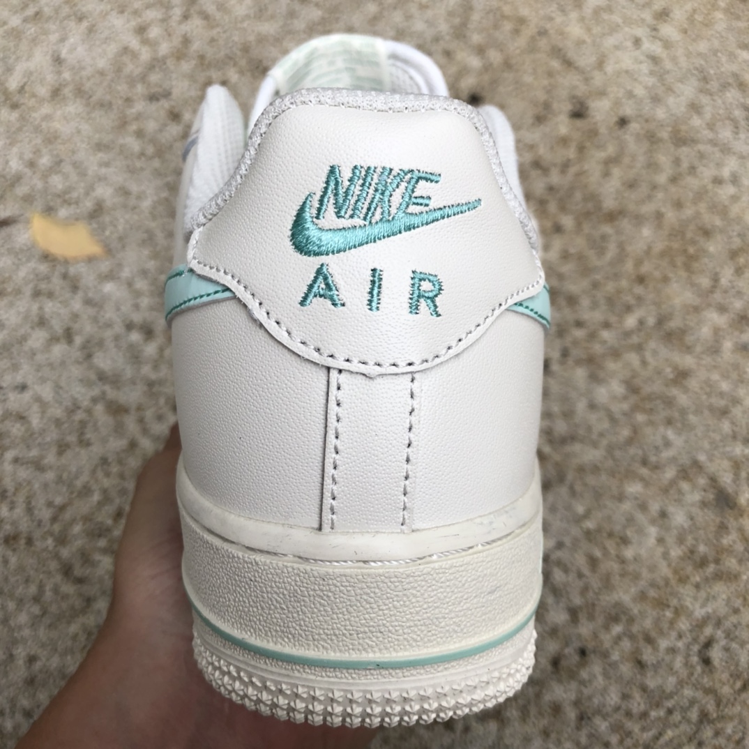 280  Nike耐克AIR FORCE 1 '07男子空军一号运动鞋秋季新款LQ3151-606