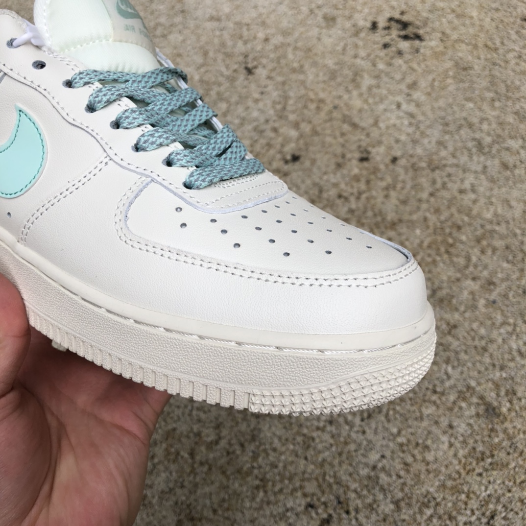 280  Nike耐克AIR FORCE 1 '07男子空军一号运动鞋秋季新款LQ3151-606