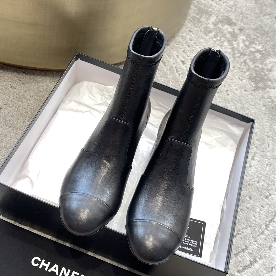 CHANEL 秋冬モデル レディースブーツ スリッポン ストレートブーツ 乗馬ブーツ イタリア製本革アウトソール
