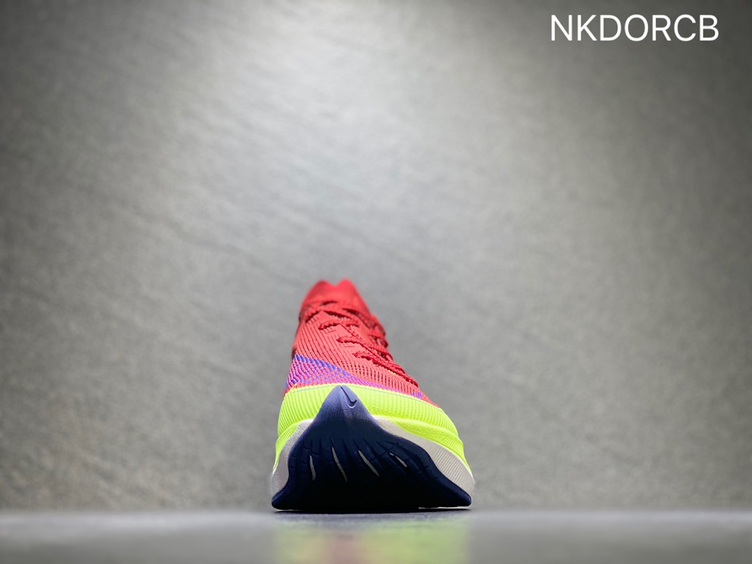 200 Nike ZoomX Vaporfly Next% 马拉松跑步鞋二代 DX3371-600
