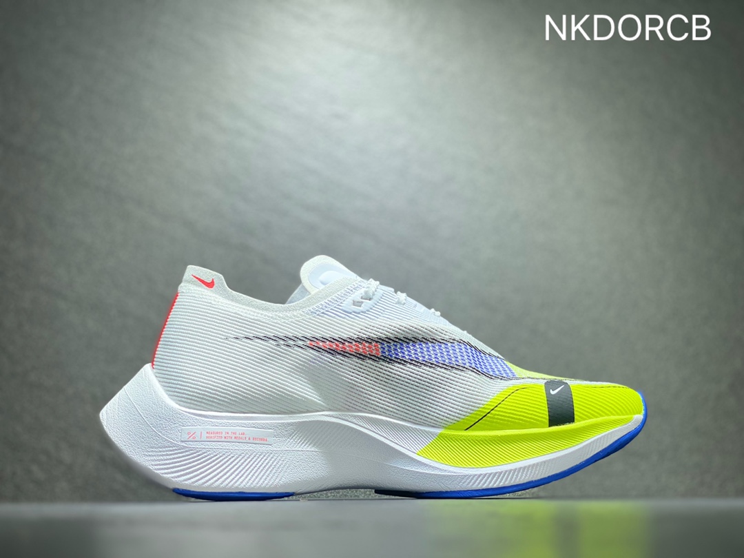 200 Nike ZoomX Vaporfly Next% 马拉松跑步鞋二代 CU4111-103