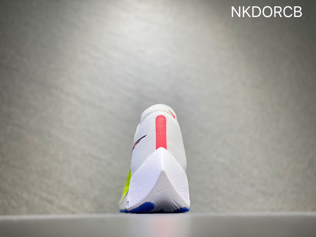 200 Nike ZoomX Vaporfly Next% 马拉松跑步鞋二代 CU4111-103